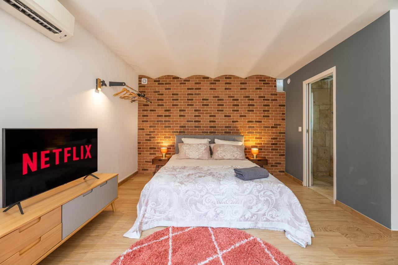 Charmant Studio Renove 150M De Monaco بوزولي المظهر الخارجي الصورة